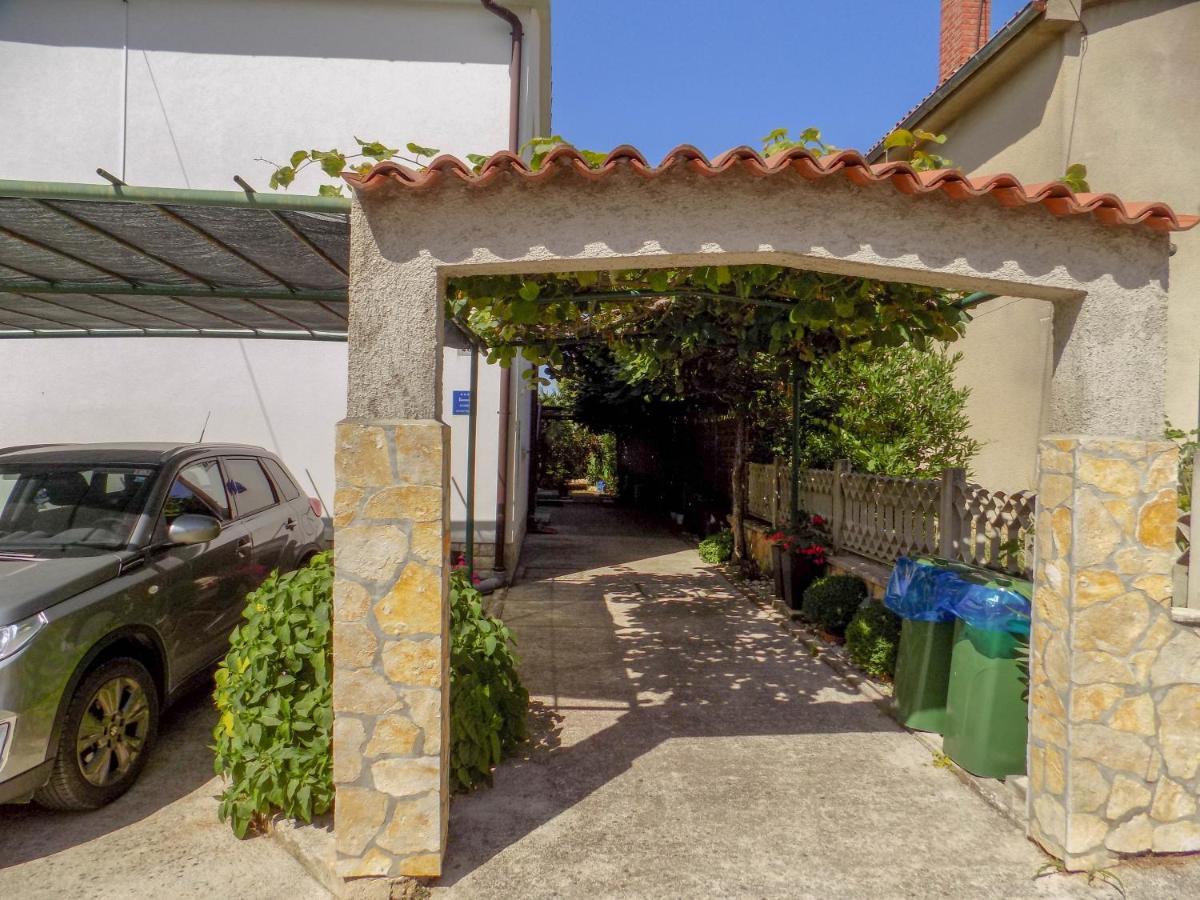 Oriella Apartmans And Room Novigrad Istria Exteriör bild
